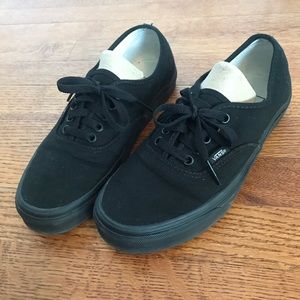 Vans black on black classic shoe